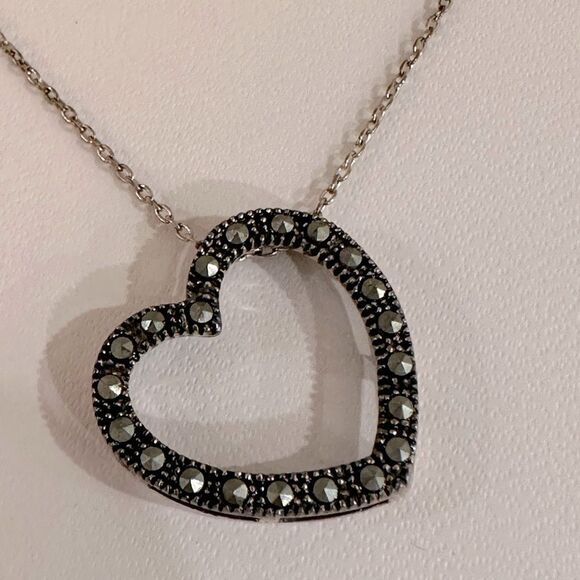 Judith Jack marcasite heart necklace - Picture 1 of 2